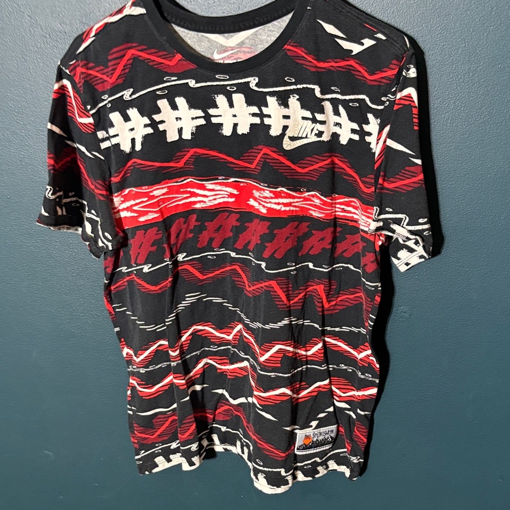 Nike Mens Sportswear Soft Athletic‎ Cut T Shirt All Over Print Red Black